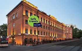 Azimut Hotel Tulskaya Moscow